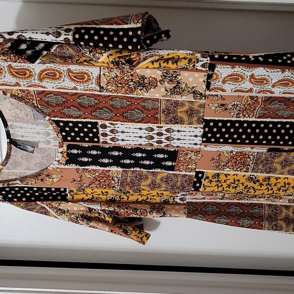 Short sleeve stretch jumpsuit - Picture 1 of 3